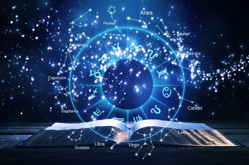 Astrologie: Foto: © BillionPhotoscom / AdobeStock / #391458903